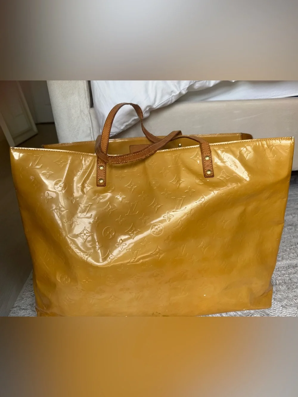 Louis Vuitton Large Houston Vernis Monogram Tote